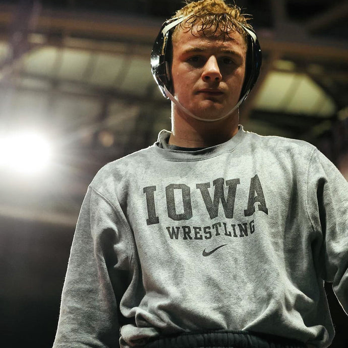Underdog Triumph: Brody Teske Shocks the Wrestling World by Defeating #3 Bouzakis in Big 10 Showdown